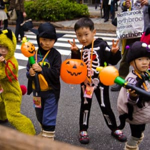 Cómo hacer disfraces caseros de Halloween para niños